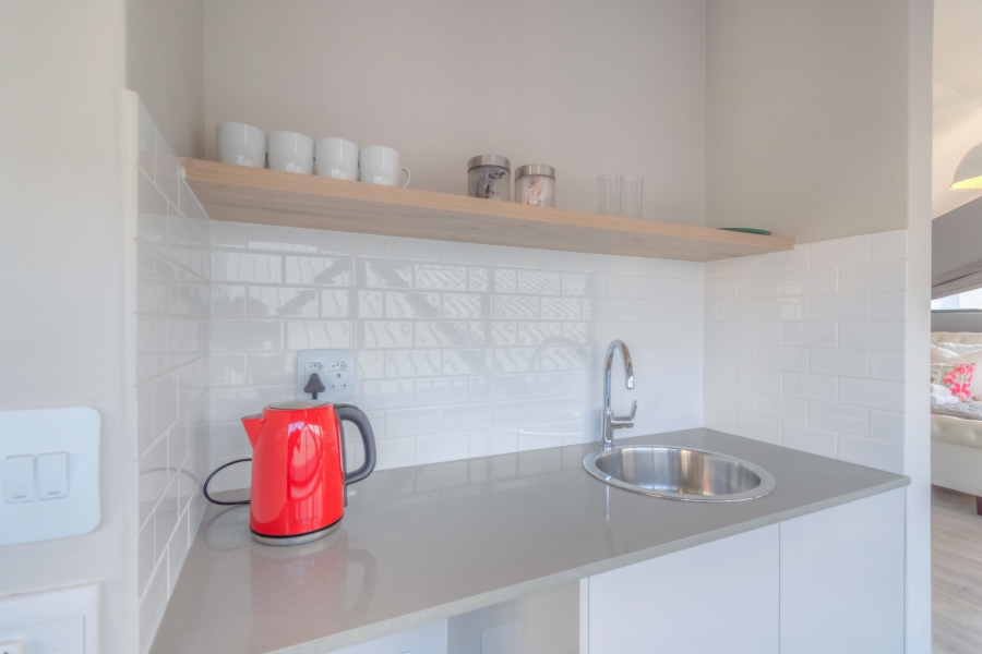 To Let 2 Bedroom Property for Rent in Paardevlei Western Cape